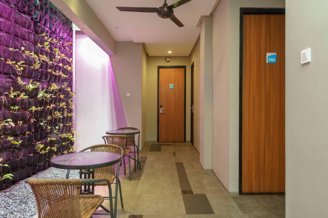 Reddoorz Plus Near Radio Dalam 3 Jakarta Eksteriør bilde